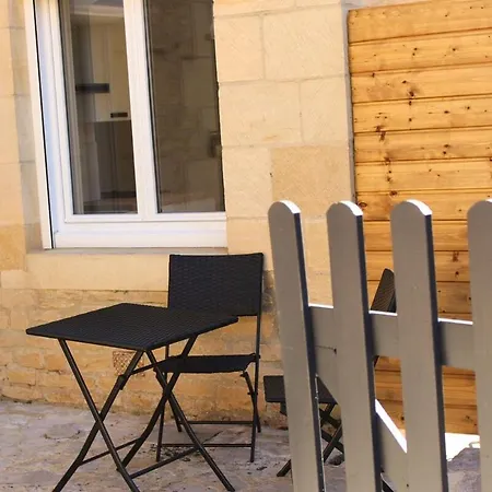Apartment La Sarladaise ~ Romantique/balneo *